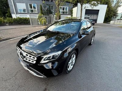 Mercedes GLA180