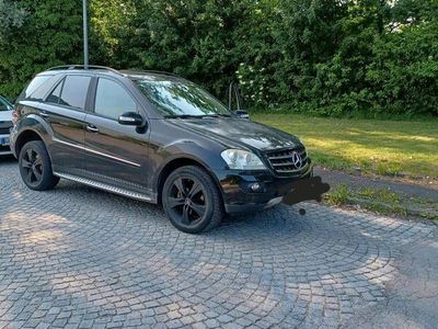 Mercedes ML320