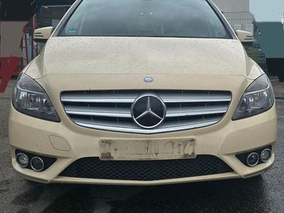 Mercedes B180