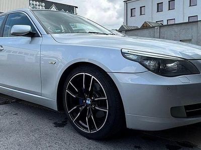 BMW 525