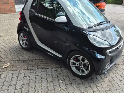 Gebraucht Smart ForTwo Cabrio 71 PS (52 kW) 2014 Schwarz Cabrio