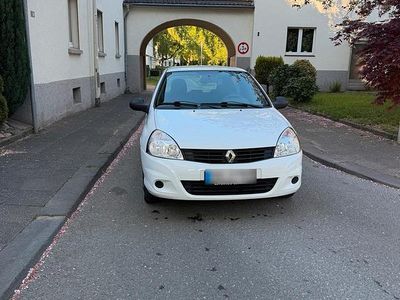 Usata Renault Clio IV 75 CV (55 kW) 2012 Bianco Utilitaria