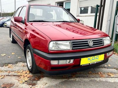 Rot Gebraucht 1993 VW Vento Limousine | 3.700 €