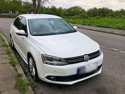 Gebraucht VW Jetta Comfortline 105 PS (77 kW) 2012 Limousine