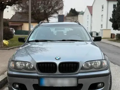 Gebraucht BMW 320 150 PS (110 kW) 2005 Grau Kombi