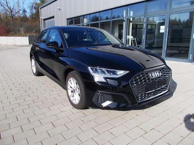 Gebraucht Audi A3 110 PS (80 kW) 2022 Brillantschwarz Limousine