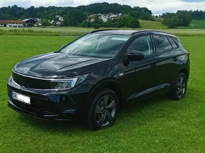 Gebraucht Opel Grandland X GS Line 131 PS (96 kW) 2022 Schwarz SUV