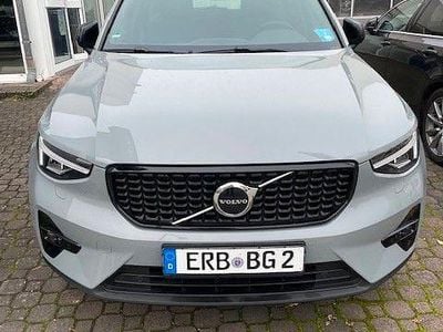 Gebraucht Volvo XC40 Plus 129 PS (94 kW) 2023 Grau SUV