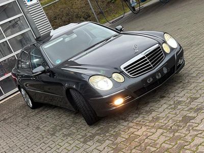 Mercedes E320