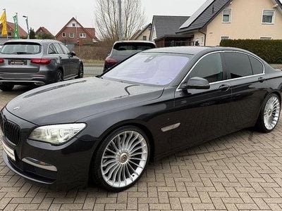 Gebraucht BMW 750 M Sport 381 PS (280 kW) 2012 Grau Limousine
