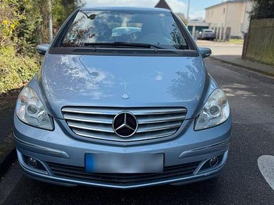 Gebraucht Mercedes B170 116 PS (85 kW) 2005 Andere farben Van / Kleinbus