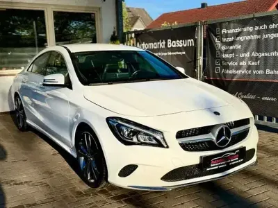 Gebraucht Mercedes CLA200 156 PS (114 kW) 2018 Andere Limousine