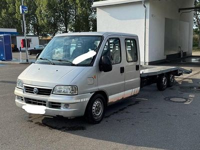 Gebraucht Fiat Ducato 140 PS (102 kW) 2003 Silber Van