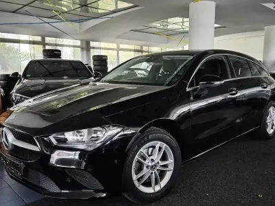 Gebraucht Mercedes CLA180 136 PS (100 kW) 2021 Schwarz Limousine