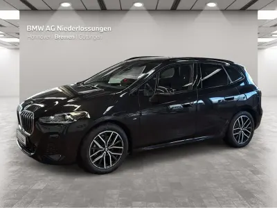 Gebraucht BMW 220 Active Tourer M Sport 156 PS (114 kW) 2022 Schwarz Van / Kleinbus