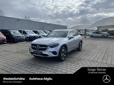 Używany Mercedes GLC300e Avantgarde 197 KM (144 kW) 2023 Srebrny SUV
