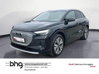 Gebraucht Audi Q4 e-tron Ambiente 150 kW (204 PS) 2023 Mythosschwarz metallic SUV