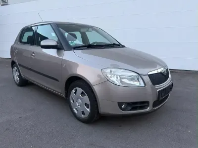 Gebraucht Skoda Fabia 69 PS (50 kW) 2007 Andere farben Limousine