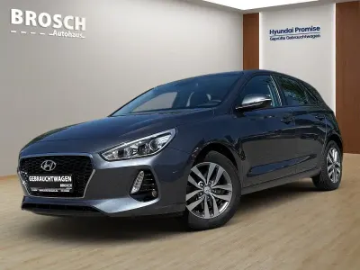 Gebraucht Hyundai i30 Trend 140 PS (102 kW) 2018 Grau Limousine