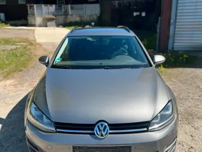 Usata VW Golf VII 110 CV (80 kW) 2015 Oro Station wagon