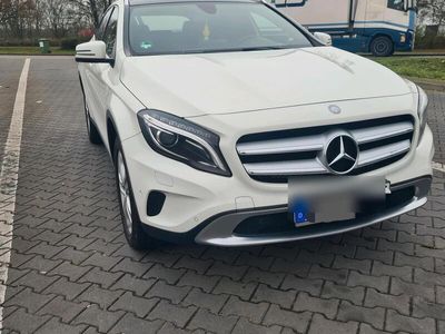 Mercedes GLA180