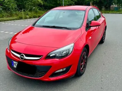 Gebraucht Opel Astra 116 PS (85 kW) 2015 Rot Limousine