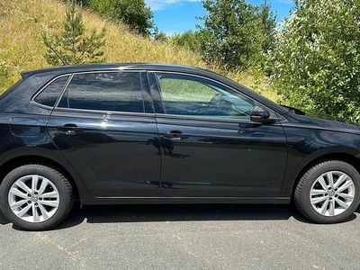 Gebraucht VW Polo Comfortline 95 PS (69 kW) 2018 Schwarz Kleinwagen