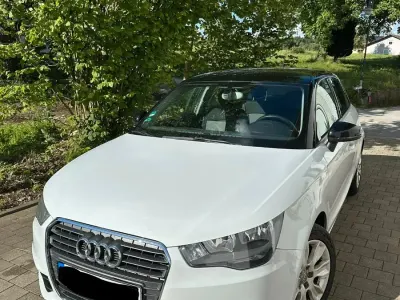 Gebraucht Audi A1 Sportback Sport 122 PS (89 kW) 2013 Weiß Kleinwagen