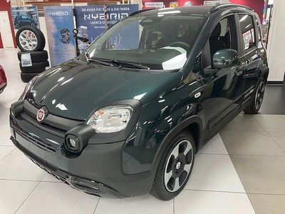 Grün Neu 2026 Fiat Panda Cross Cross Kleinwagen | 20.390 € (Etwas zu teuer)