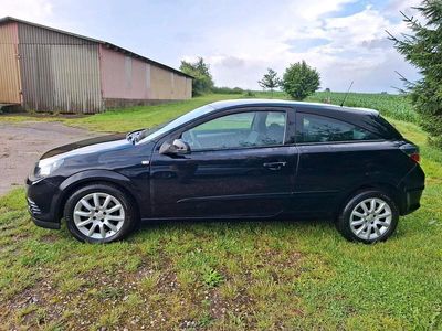 Opel Astra GTC