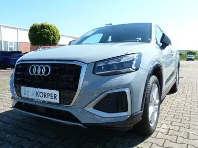 Używany Audi Q2 Advanced 150 KM (110 kW) 2024 Szary SUV
