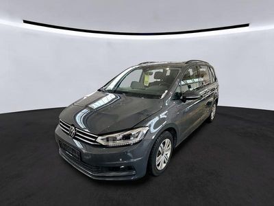 Gebraucht VW Touran 150 PS (110 kW) 2021 Grau Van / Kleinbus