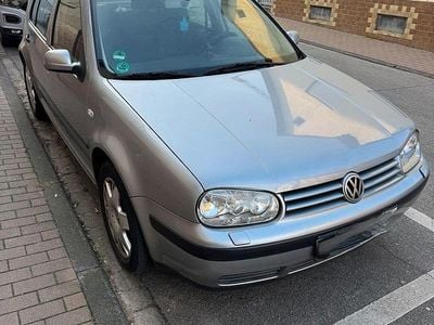 Gebraucht VW Golf 75 PS (55 kW) 2002 Silber Limousine