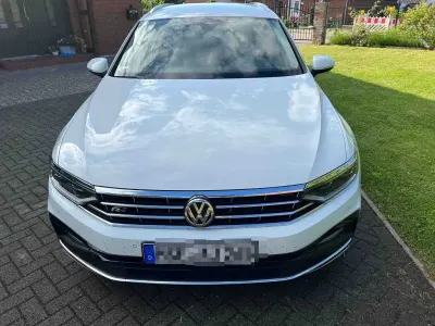 Gebraucht VW Passat R-line 190 PS (139 kW) 2019 Weiß Kombi
