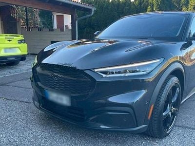 Gebraucht Ford Mustang Mach-E 97 kW (133 PS) 2022 Grau SUV