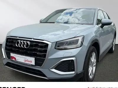 Gebraucht Audi Q2 Advanced Plus 116 PS (85 kW) 2023 Pfeilgrau perleffekt SUV