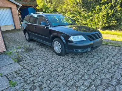 Gebraucht VW Passat Highline 131 PS (96 kW) 2003 Schwarz Kombi