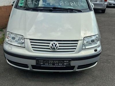 VW Sharan