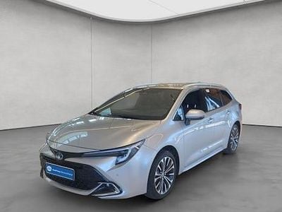 Neu Toyota Corolla Sport 180 PS (132 kW) 2025 Metal oxide orange metallic/dach Kombi