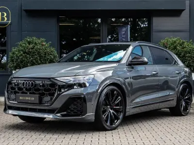 Gebraucht Audi Q8 Competition 489 PS (359 kW) 2026 Grau SUV