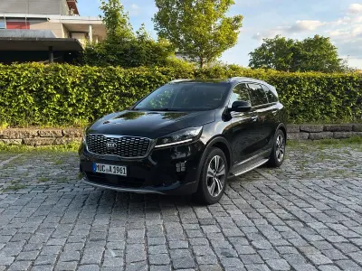 Używany Kia Sorento GT-Line 200 KM (147 kW) 2018 Czarny SUV