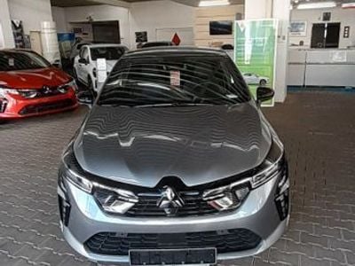 Neu Mitsubishi Colt Select 91 PS (66 kW) 2025 Grau Limousine