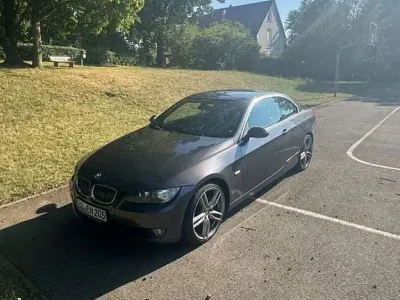 Gebraucht BMW 330 Cabriolet Performance 231 PS (169 kW) 2008 Grau Cabrio
