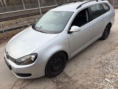 Gebraucht VW Golf VI Comfortline 105 PS (77 kW) 2010 Silber Kleinwagen