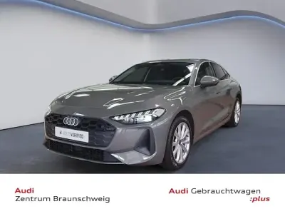 Gebraucht Audi A5 Sport 204 PS (150 kW) 2025 Grau Limousine