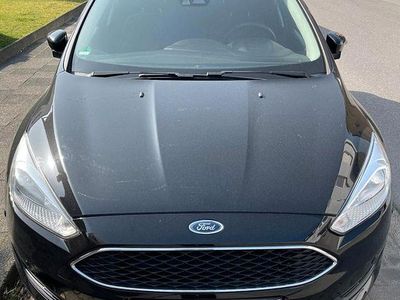 Gebraucht Ford Focus Business Edition 125 PS (91 kW) 2016 Schwarz Kombi