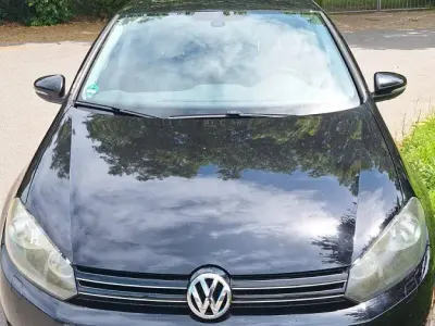 Gebraucht VW Golf VI Style 105 PS (77 kW) 2011 Schwarz Kleinwagen