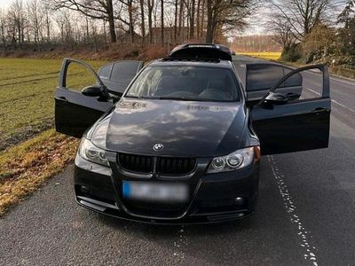 Second-hand BMW 325 M Sport 250 CP (183 kW) 2007 Negru Berlinǎ