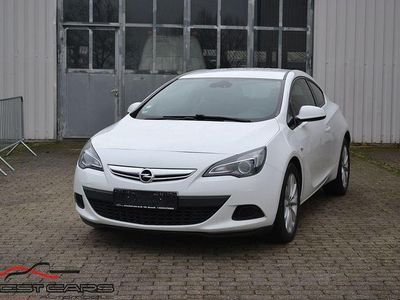 Gebraucht Opel Astra GTC Basis 136 PS (100 kW) 2015 Weiß Coupé