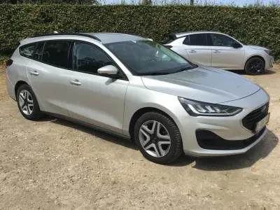 Gebraucht Ford Focus 101 PS (74 kW) 2022 Silber Limousine